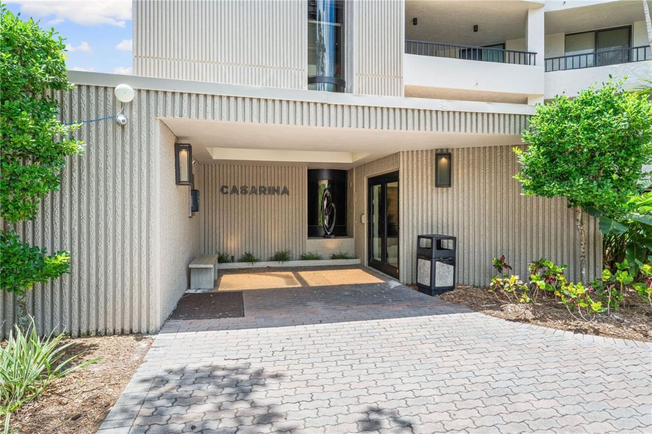 5880 Midnight Pass Road, Unit 302, Sarasota, FL 34242 Photo