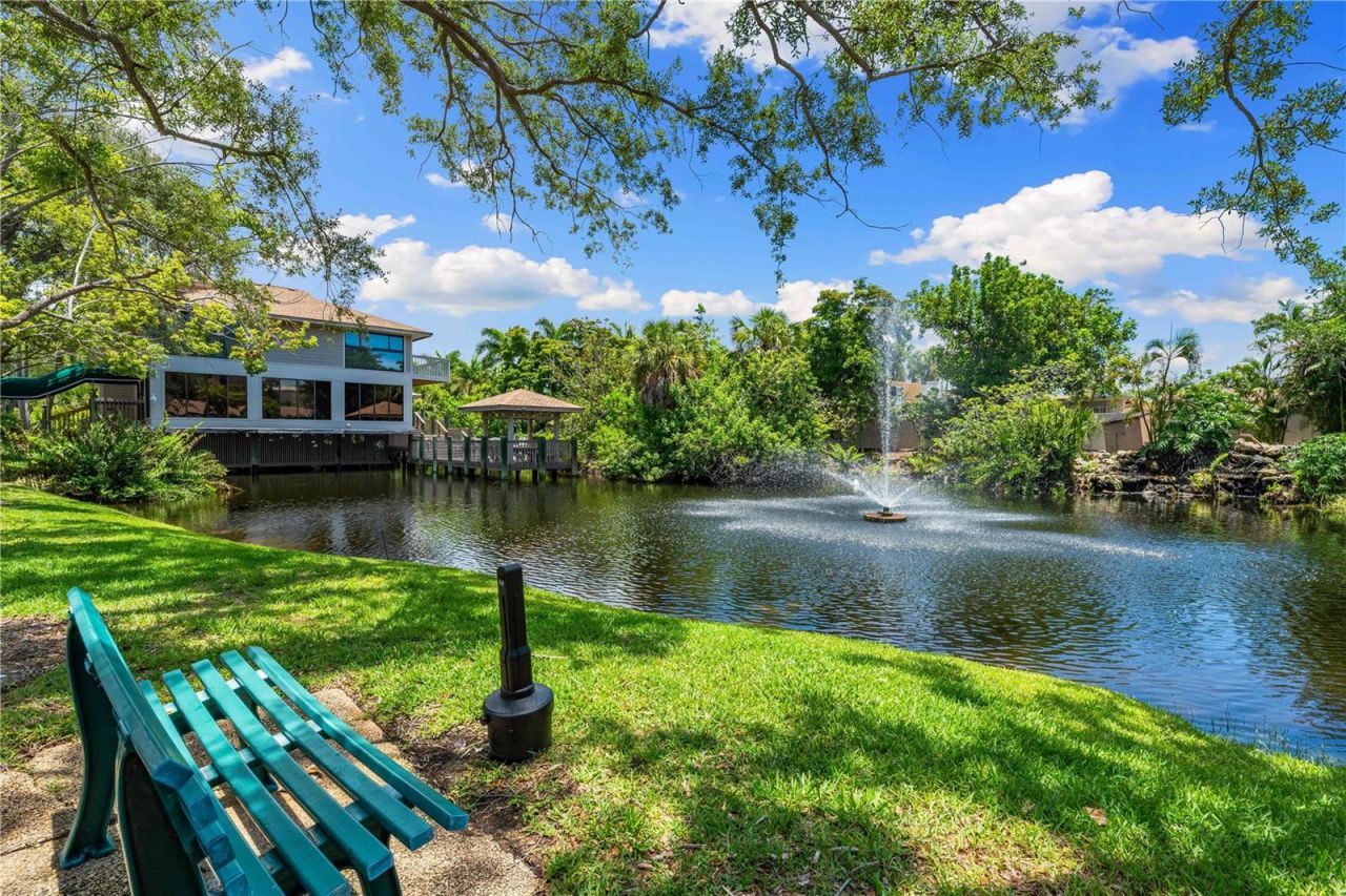 5880 Midnight Pass Road, Unit 302, Sarasota, FL 34242 Photo