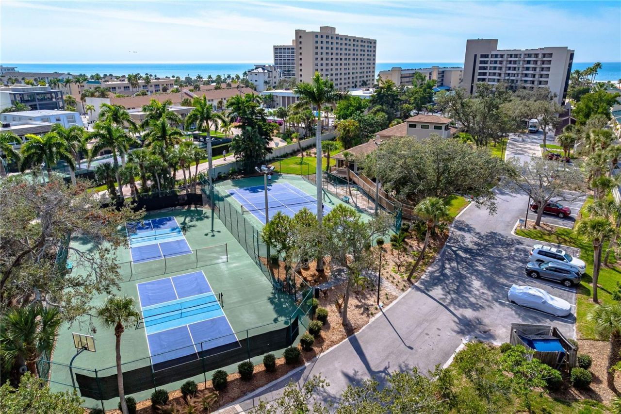 5880 Midnight Pass Road, Unit 302, Sarasota, FL 34242 Photo