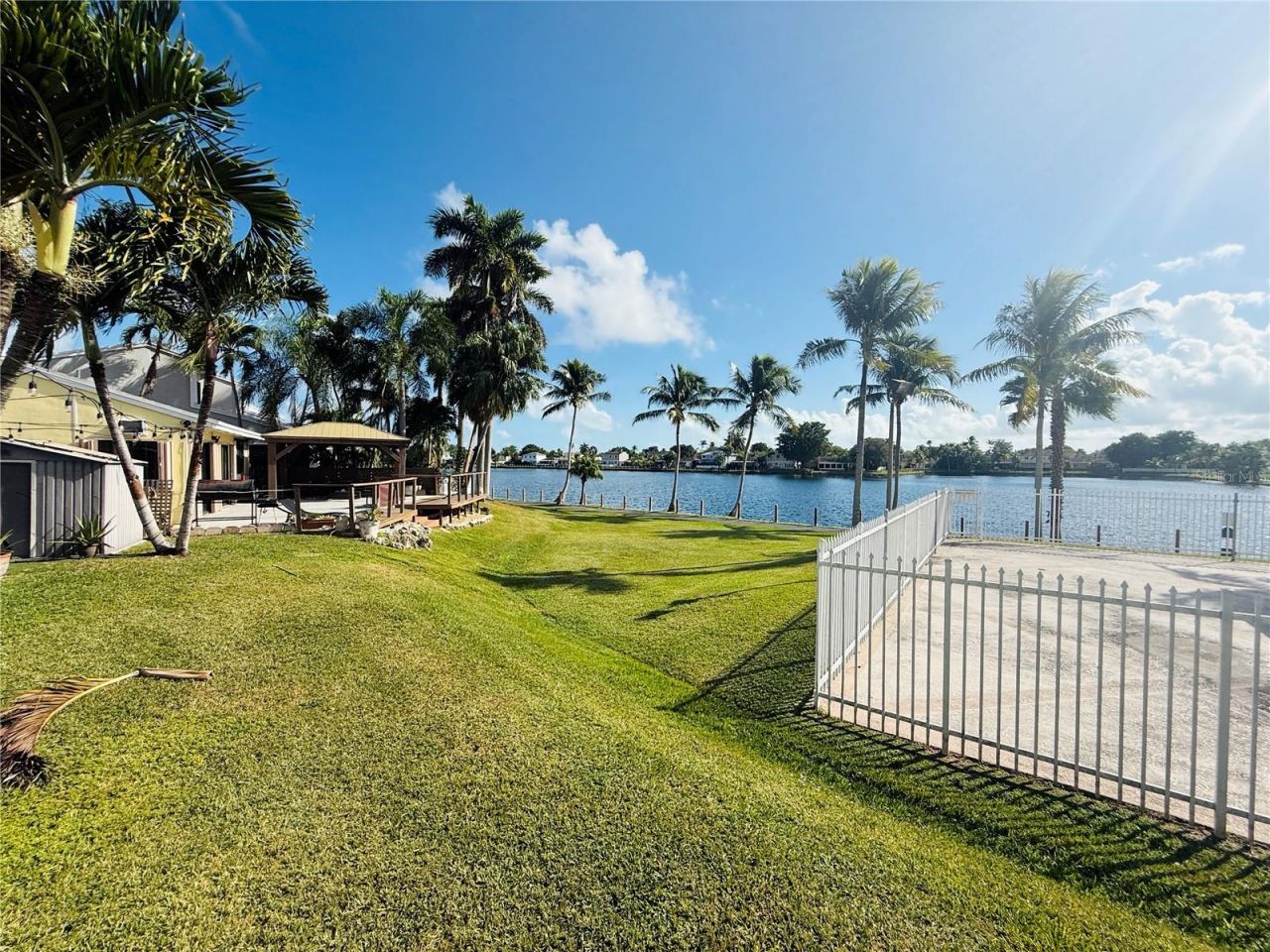 9928 SW 218th Terrace, Cutler Bay, FL 33190 Photo