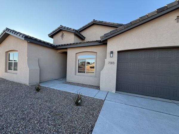 7313 Loire Drive, Rio Rancho, NM 87144