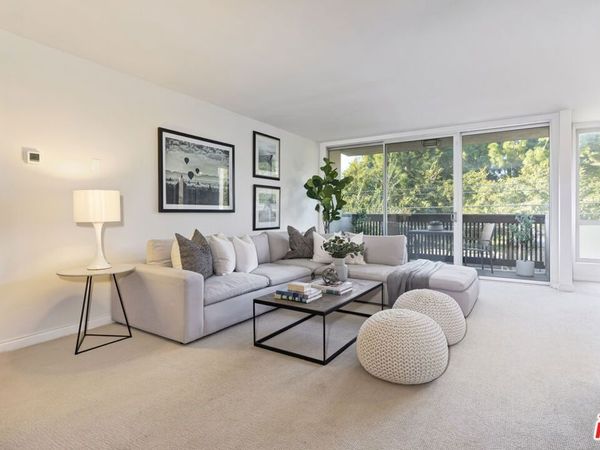 809 S Bundy Drive, Unit 214, Los Angeles, CA 90049