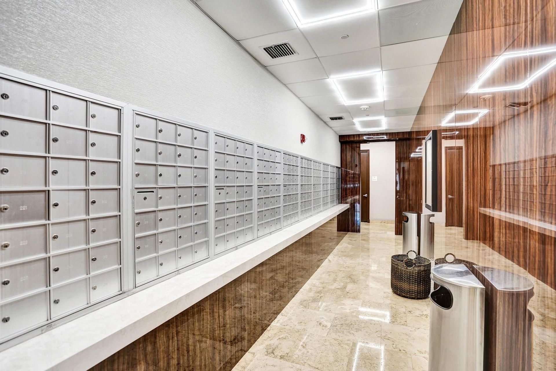 99 SE Mizner Boulevard, Unit 509, Boca Raton, FL 33432 Photo