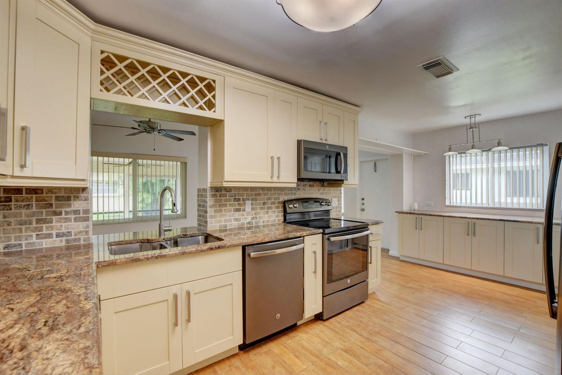 6347 Country Wood Way, Delray Beach, FL 33484 Photo