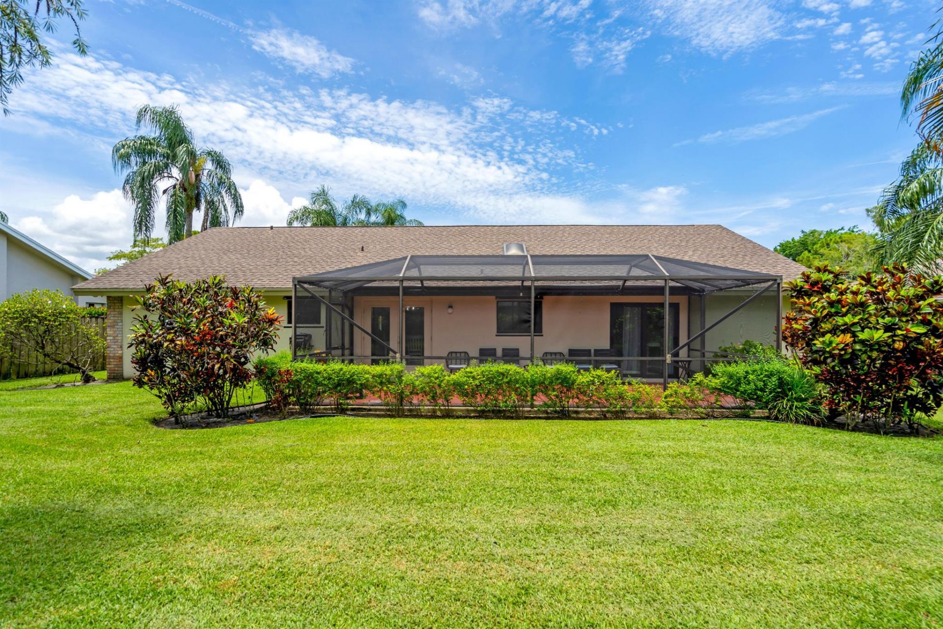 1532 Primrose Lane, Wellington, FL 33414 Photo