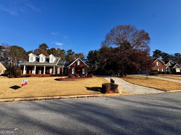 1820 Lancaster Drive SE, Conyers, GA 30013