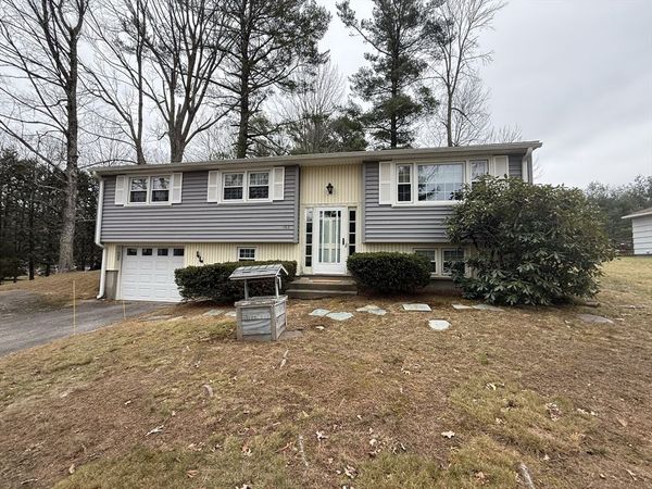 163 Ash St., Spencer, MA 01562