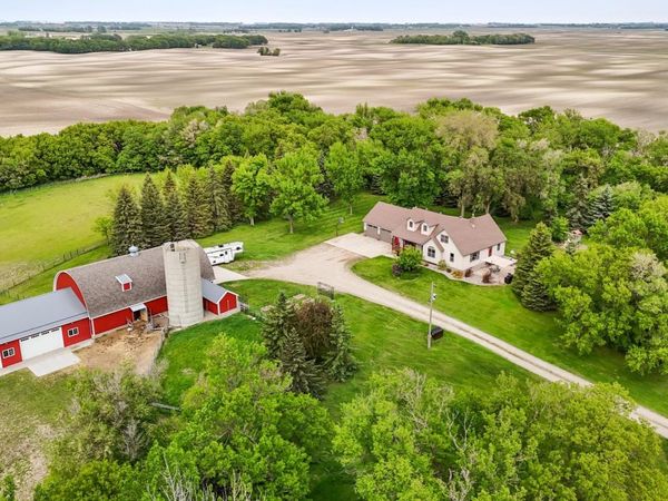 20482 28th Avenue N, Hawley, MN 56549