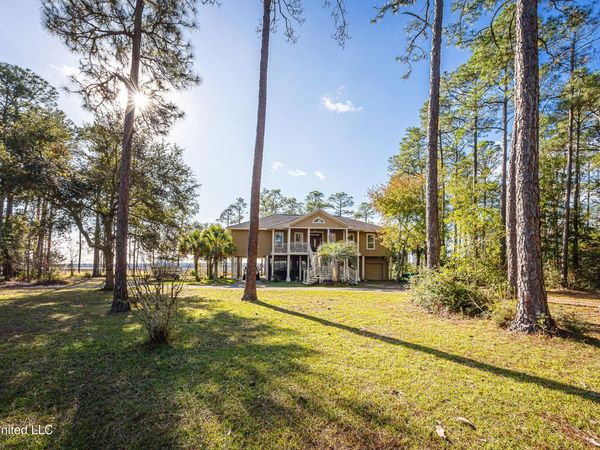 6301 Mary Mahoney Drive, Ocean Springs, MS 39564