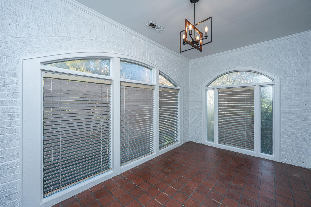 25 Fenwick Drive Photo 12