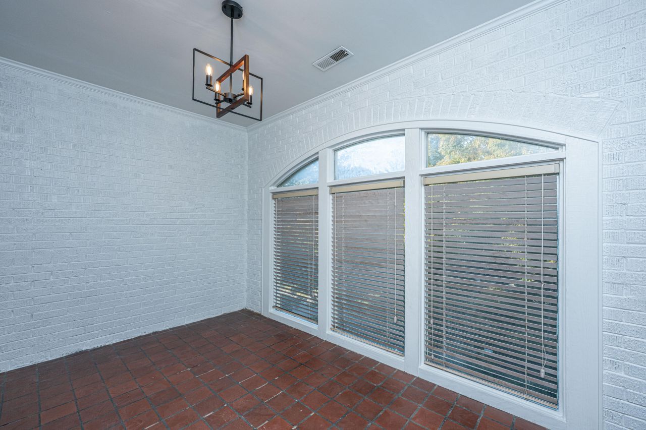 25 Fenwick Drive Photo 13