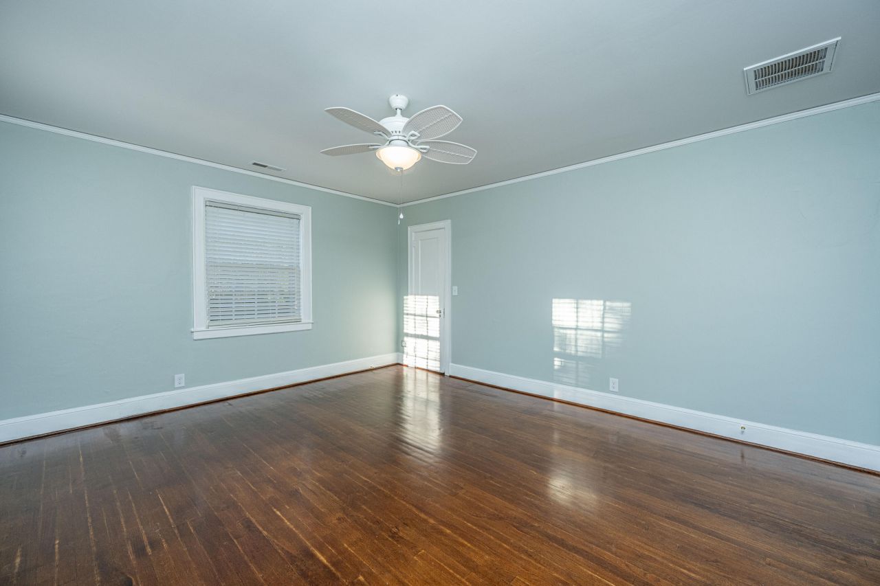 25 Fenwick Drive Photo 22