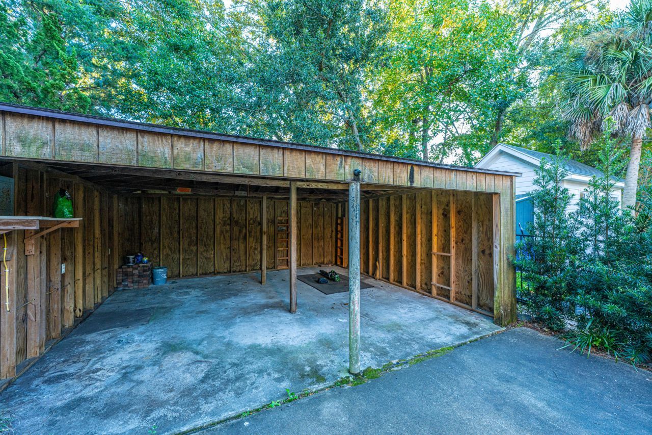 25 Fenwick Drive Photo 42