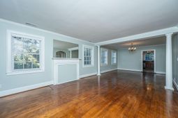 25 Fenwick Drive photo 4