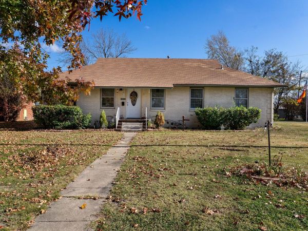 400 E Street NW, Miami, OK 74354