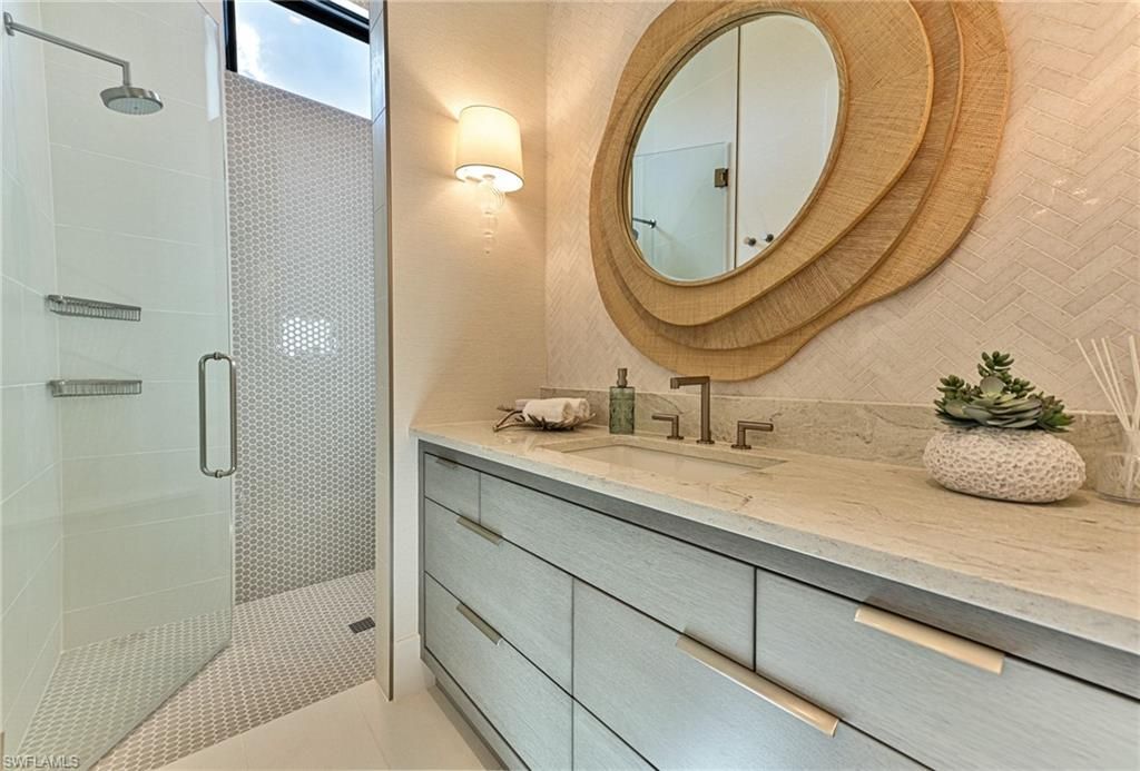 105 Saint Eustacius Ln, Bonita Springs, FL 34134 Photo