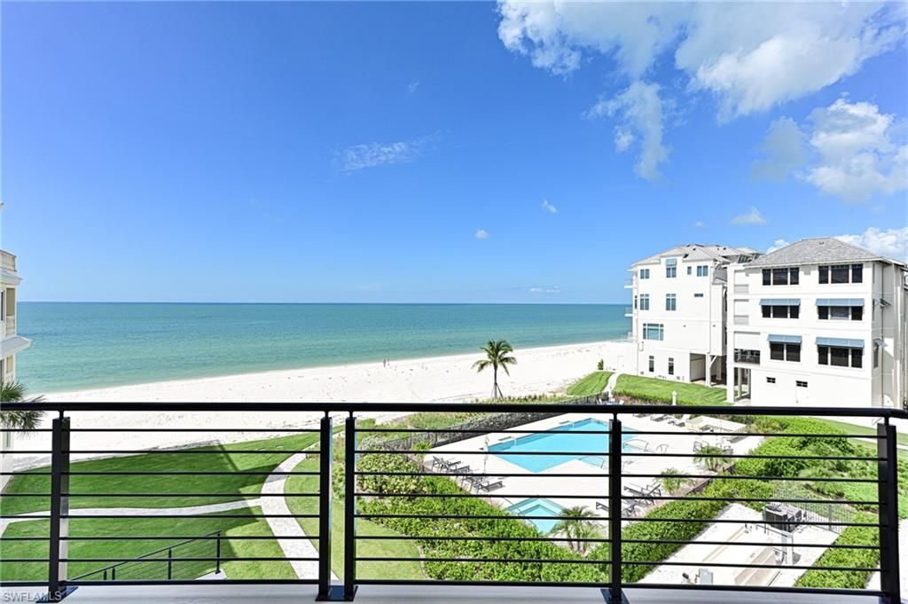 105 Saint Eustacius Ln, Bonita Springs, FL 34134 Photo