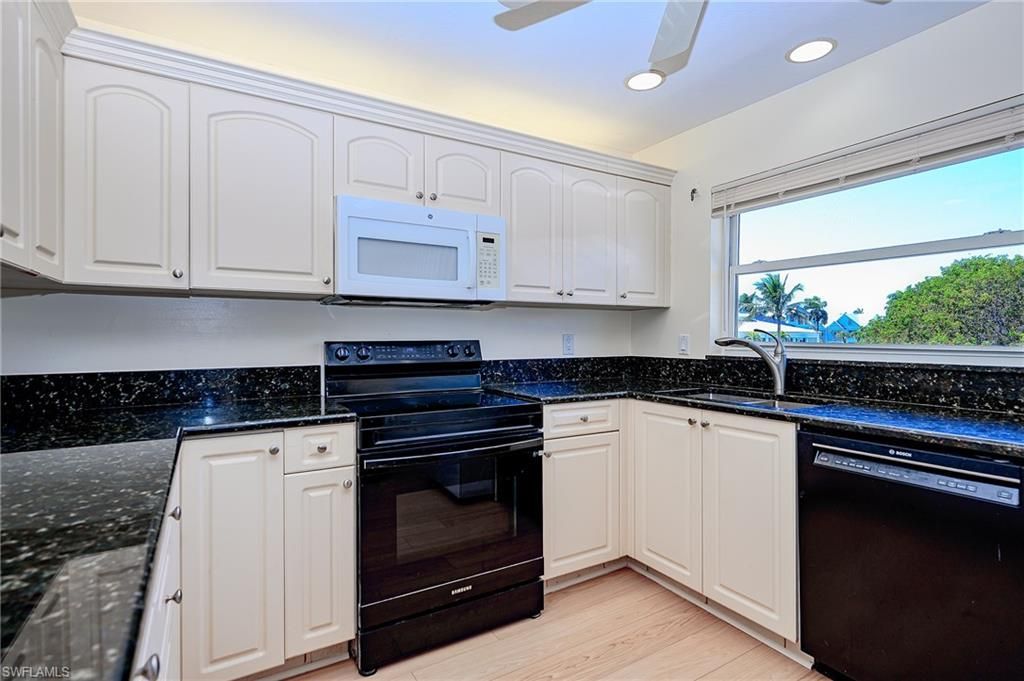 1100 8th Ave S, Unit 309C, Naples, FL 34102 Photo