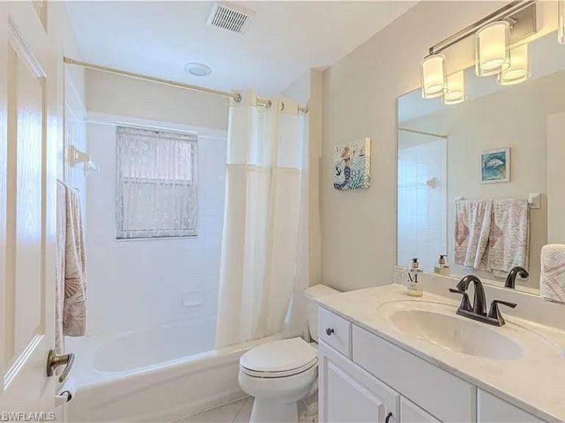 5595 Greenwood Cir, Unit 92, Naples, FL 34112 Photo