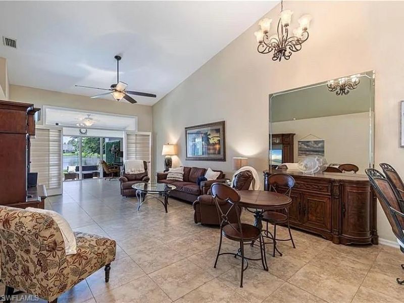 5595 Greenwood Cir, Unit 92, Naples, FL 34112 Photo