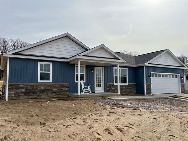 2929 Blue Jay Lane, Portage, WI 53901