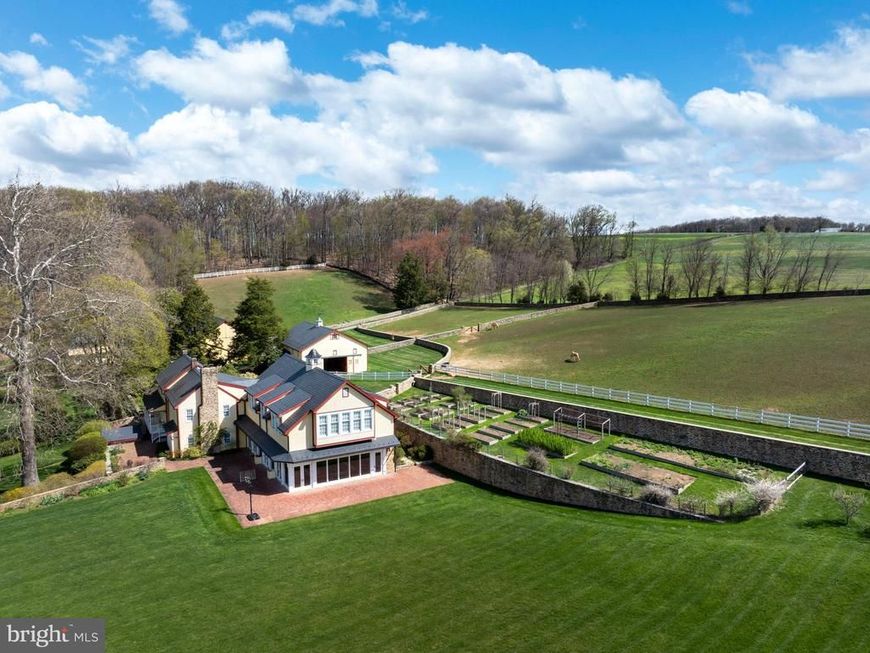 9981 Douglas Road, Red Lion, PA 17356 Main Photo