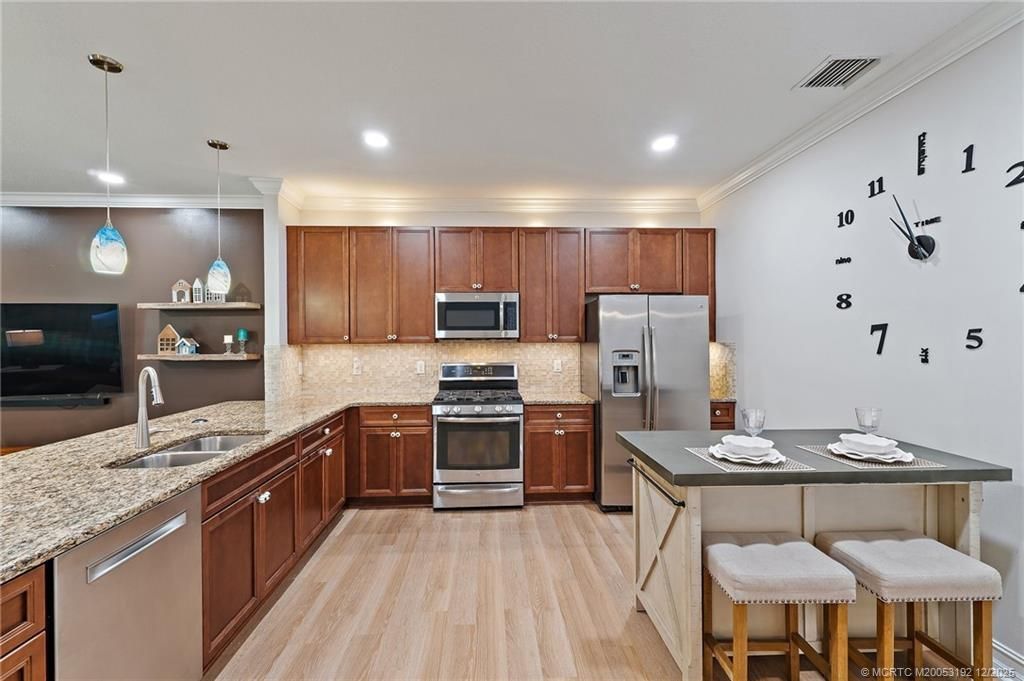 6196 NW Cullen Way, Port Saint Lucie, FL 34983 Photo