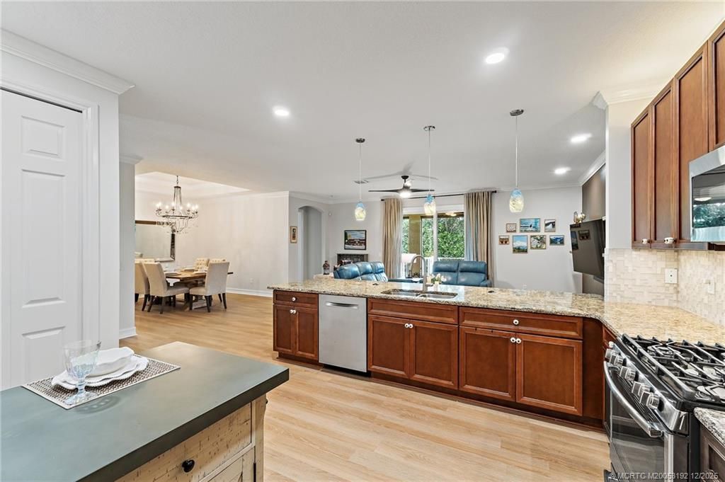 6196 NW Cullen Way, Port Saint Lucie, FL 34983 Photo