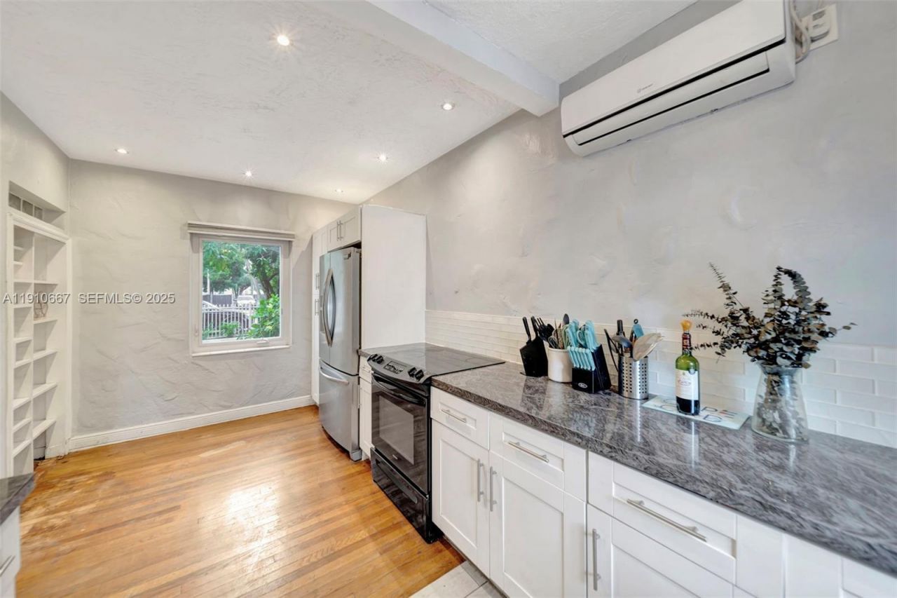 619 NE 87th St, Miami, FL 33138 Photo