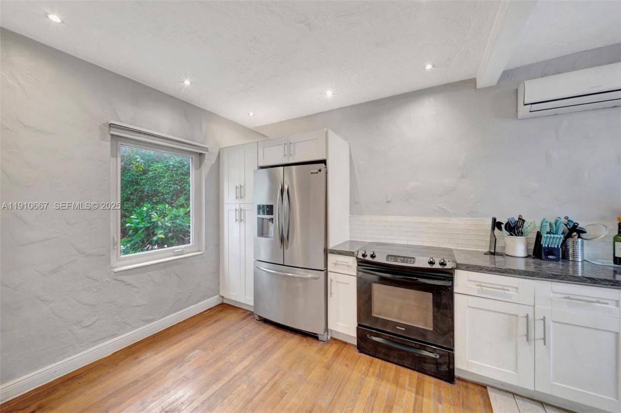 619 NE 87th St, Miami, FL 33138 Photo