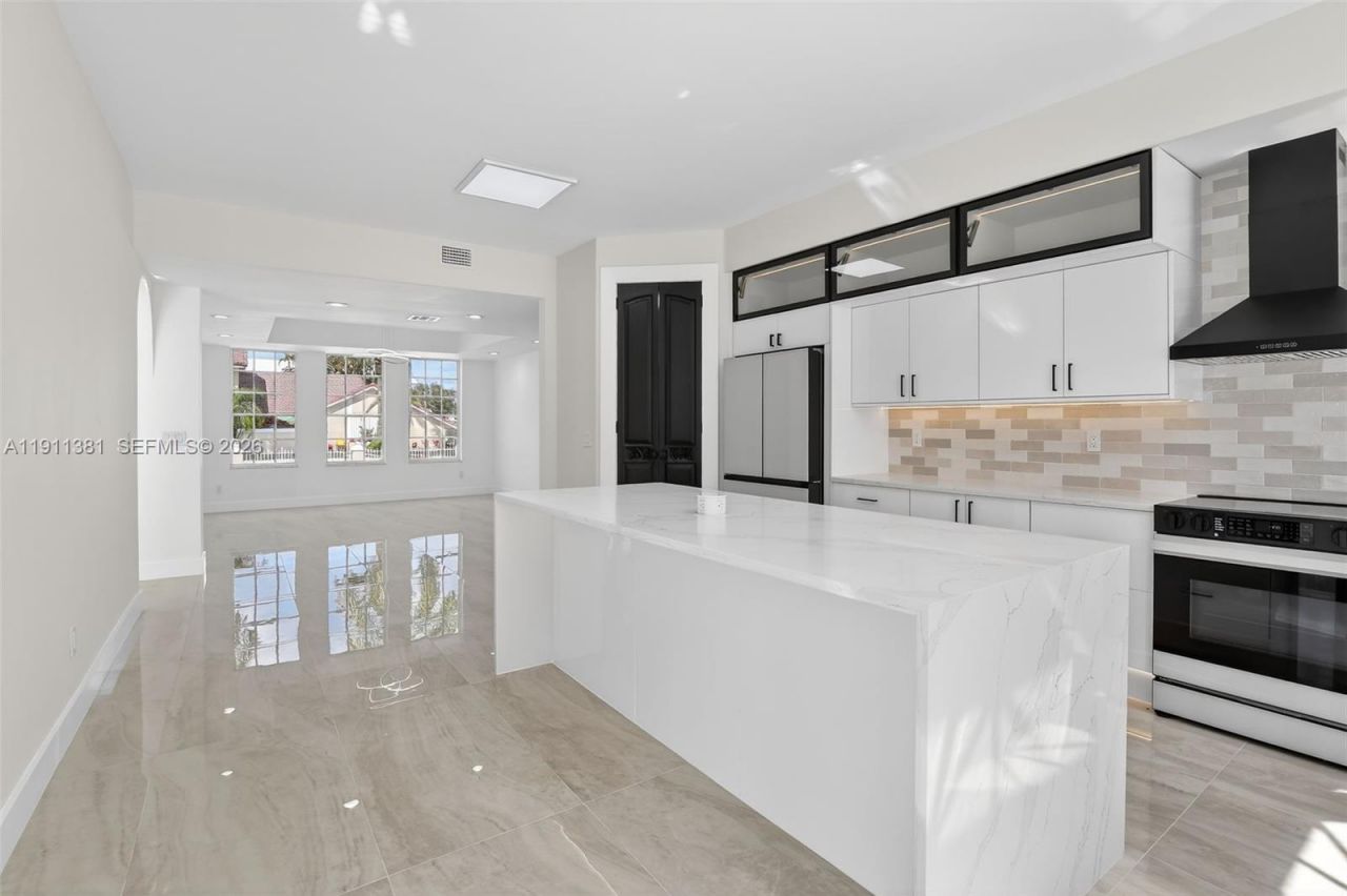 12360 SW 1st St, Plantation, FL 33325 Photo