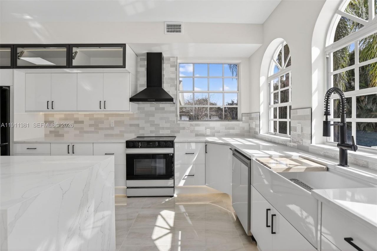 12360 SW 1st St, Plantation, FL 33325 Photo