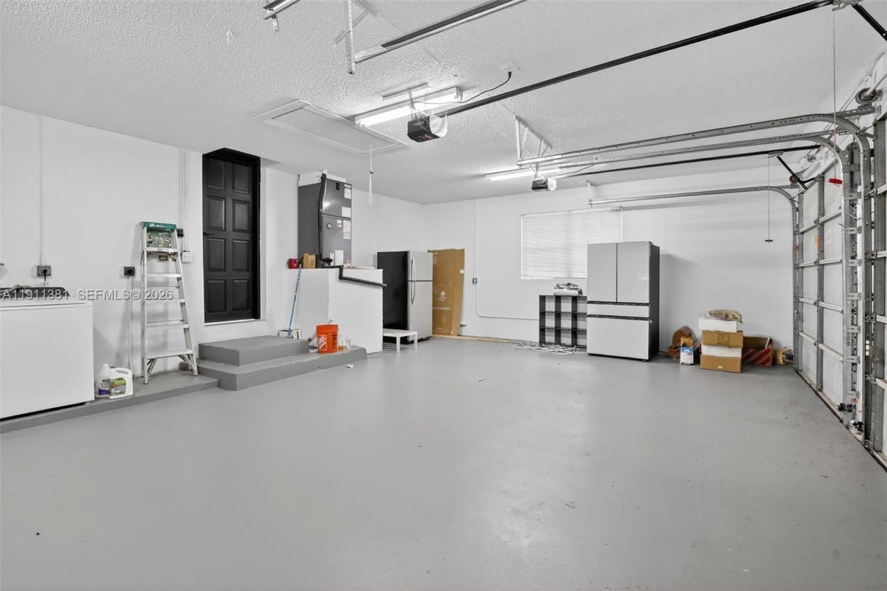 12360 SW 1st St, Plantation, FL 33325 Photo