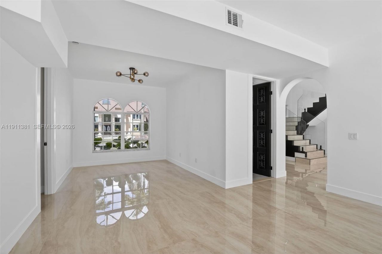 12360 SW 1st St, Plantation, FL 33325 Photo