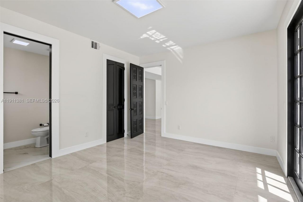 12360 SW 1st St, Plantation, FL 33325 Photo