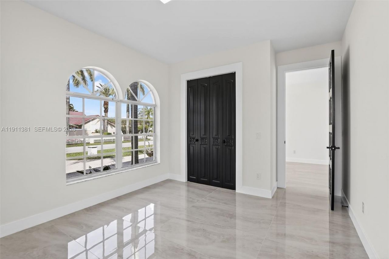 12360 SW 1st St, Plantation, FL 33325 Photo