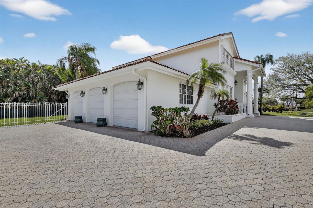 12360 SW 1st St, Plantation, FL 33325 Photo