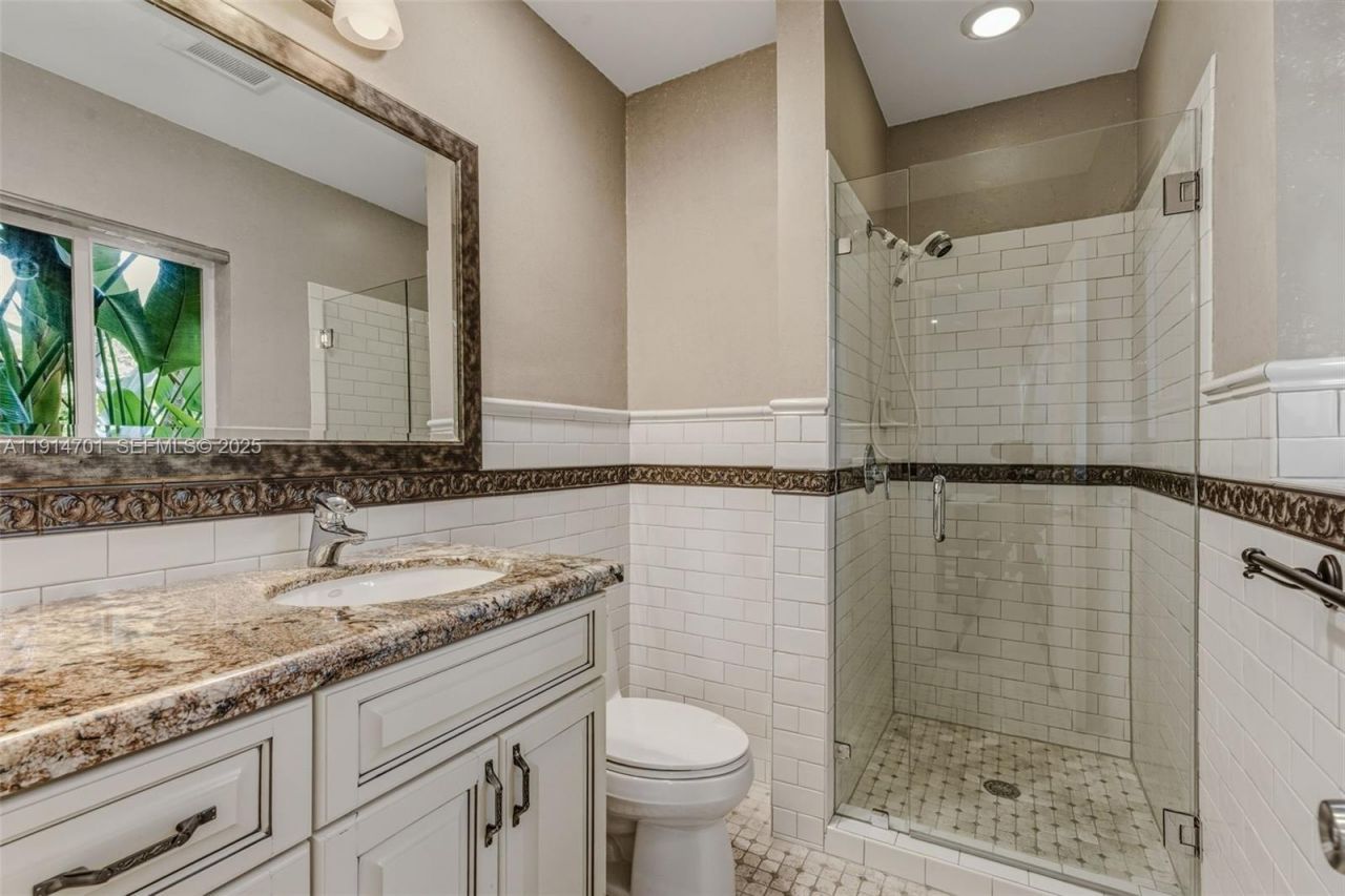 8001 SW 66th Ter, Miami, FL 33143 Photo