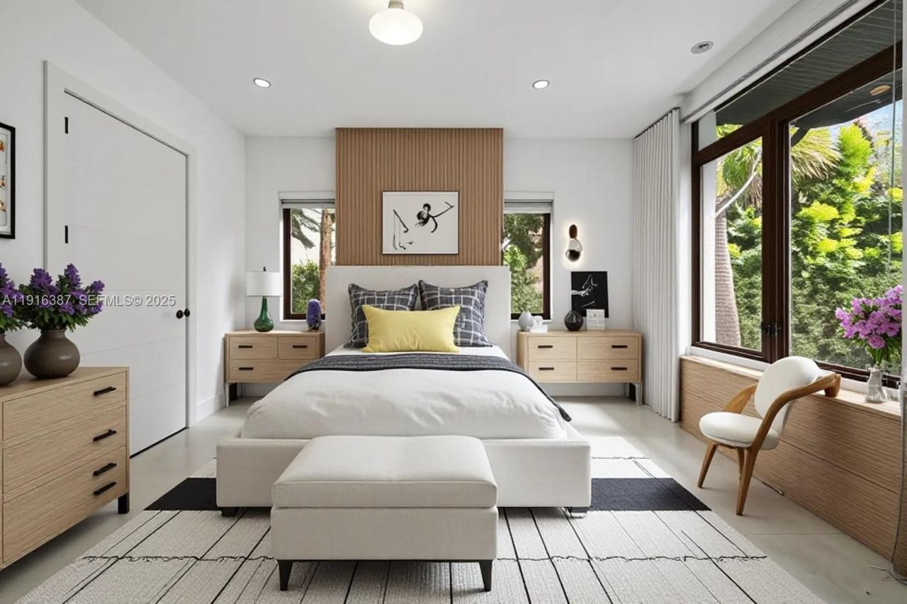 1621 S Bayshore Dr, Miami, FL 33133 Photo