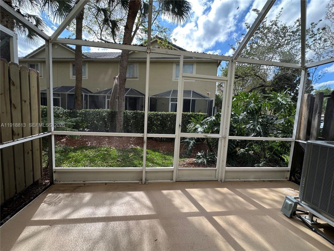 2165 Pasa Verde Ln, Weston, FL 33327 Photo