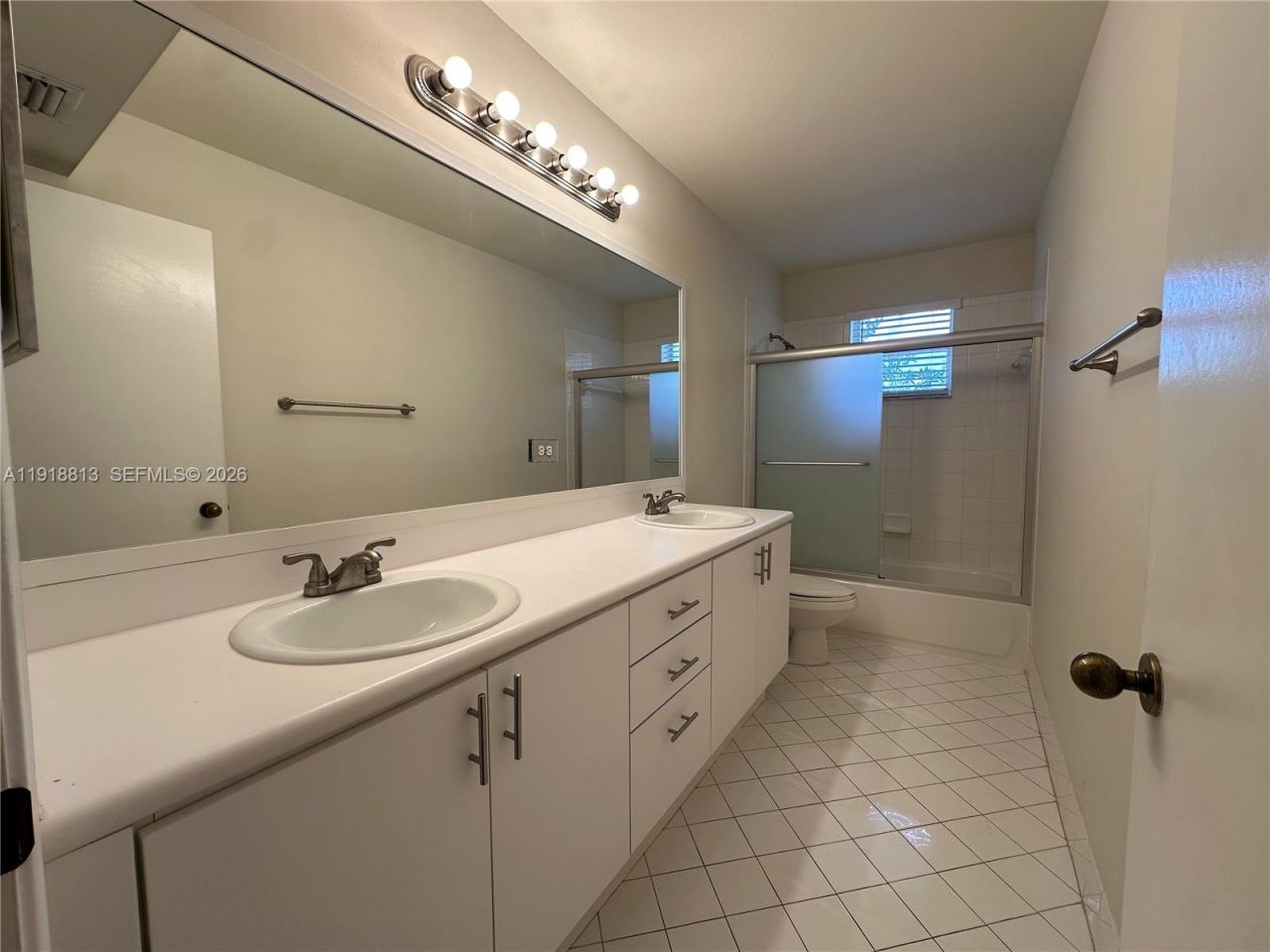2165 Pasa Verde Ln, Weston, FL 33327 Photo