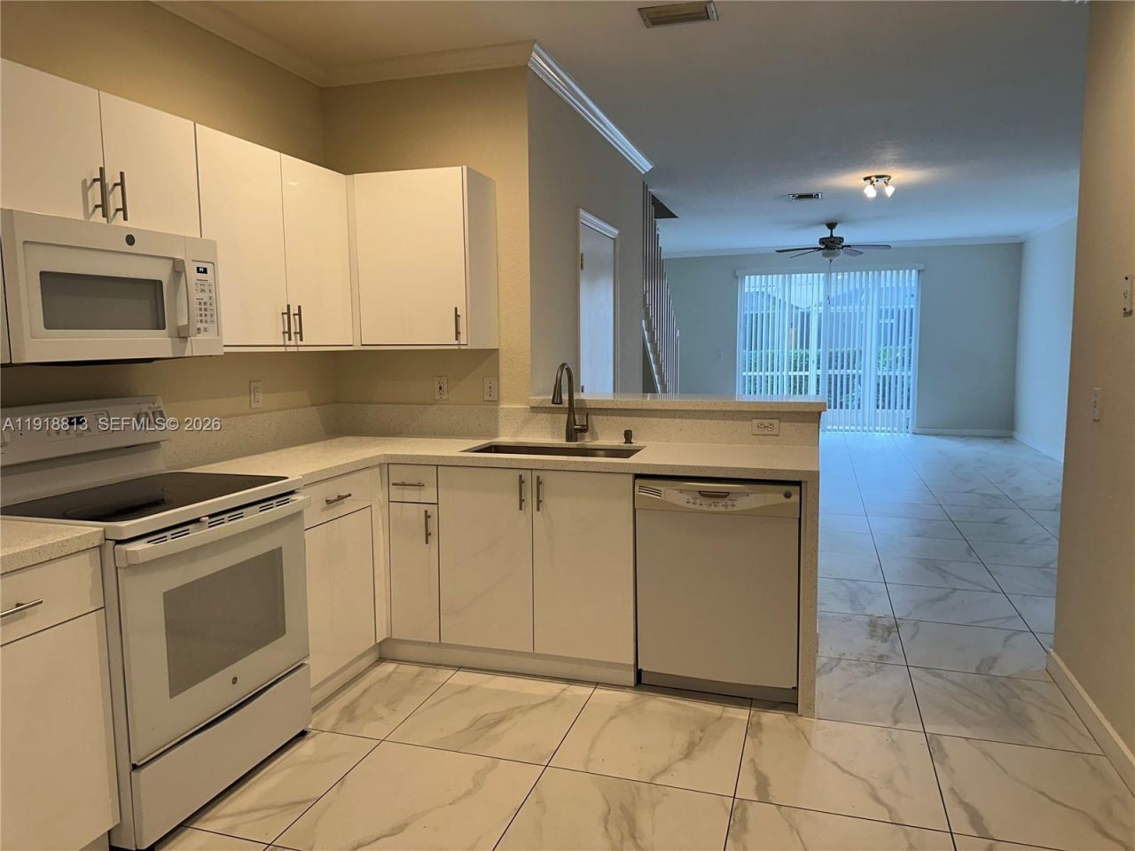 2165 Pasa Verde Ln, Weston, FL 33327 Photo