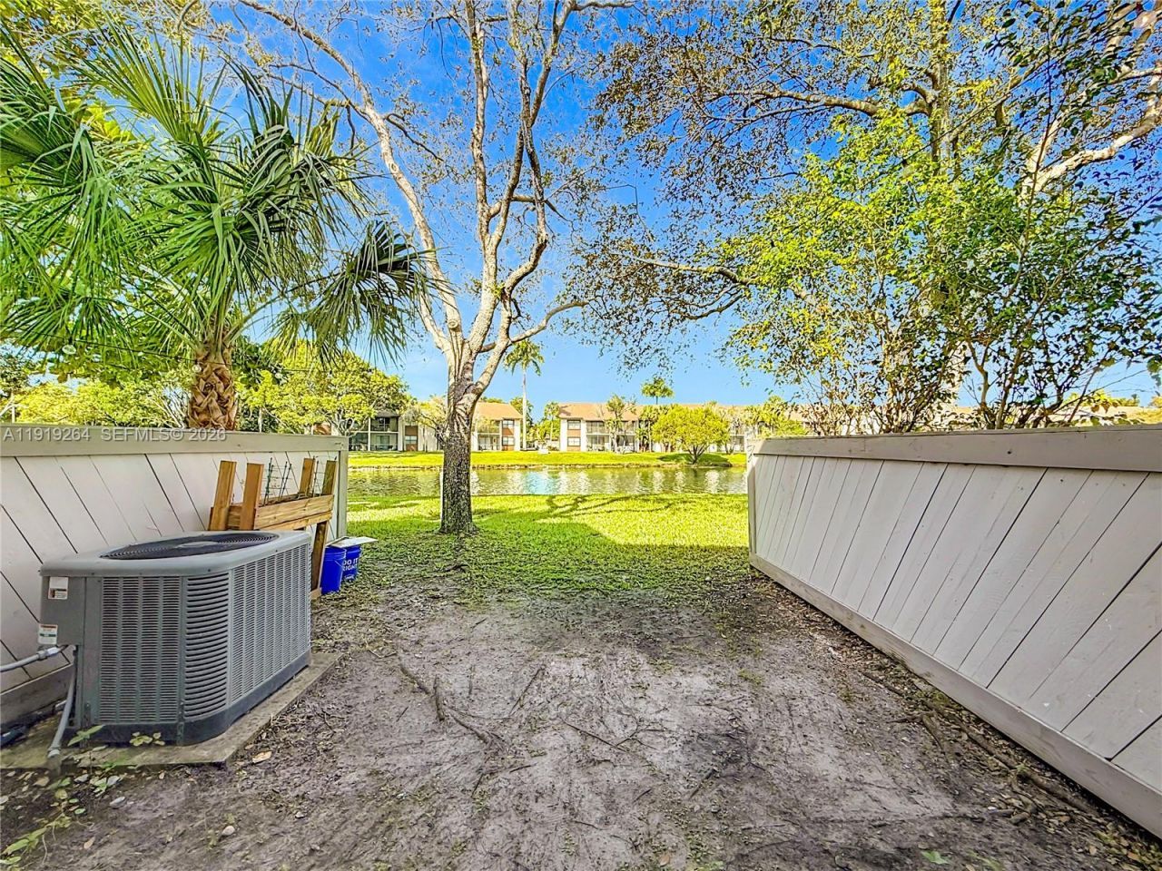 9825 NW 37th St, Unit 5F, Sunrise, FL 33351 Photo