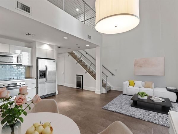 1050 Brickell Ave, Unit 1006, Miami, FL 33131