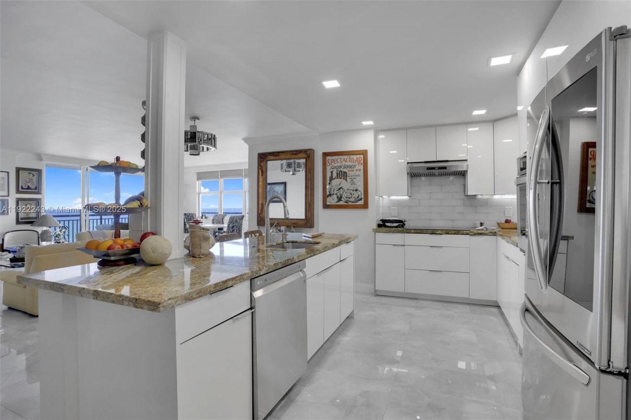 1149 Hillsboro Mile, Unit 1011, Hillsboro Beach, FL 33062 Photo