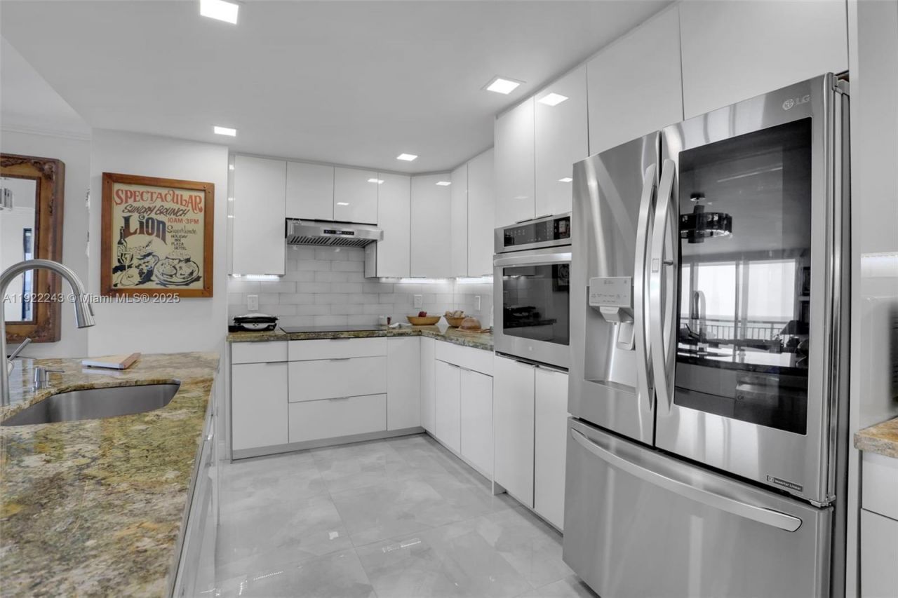 1149 Hillsboro Mile, Unit 1011, Hillsboro Beach, FL 33062 Photo