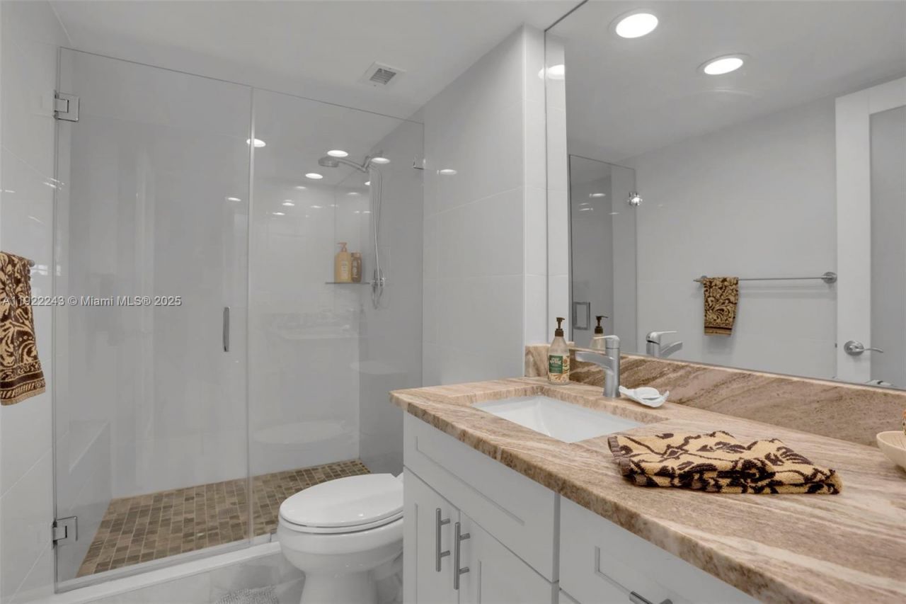 1149 Hillsboro Mile, Unit 1011, Hillsboro Beach, FL 33062 Photo