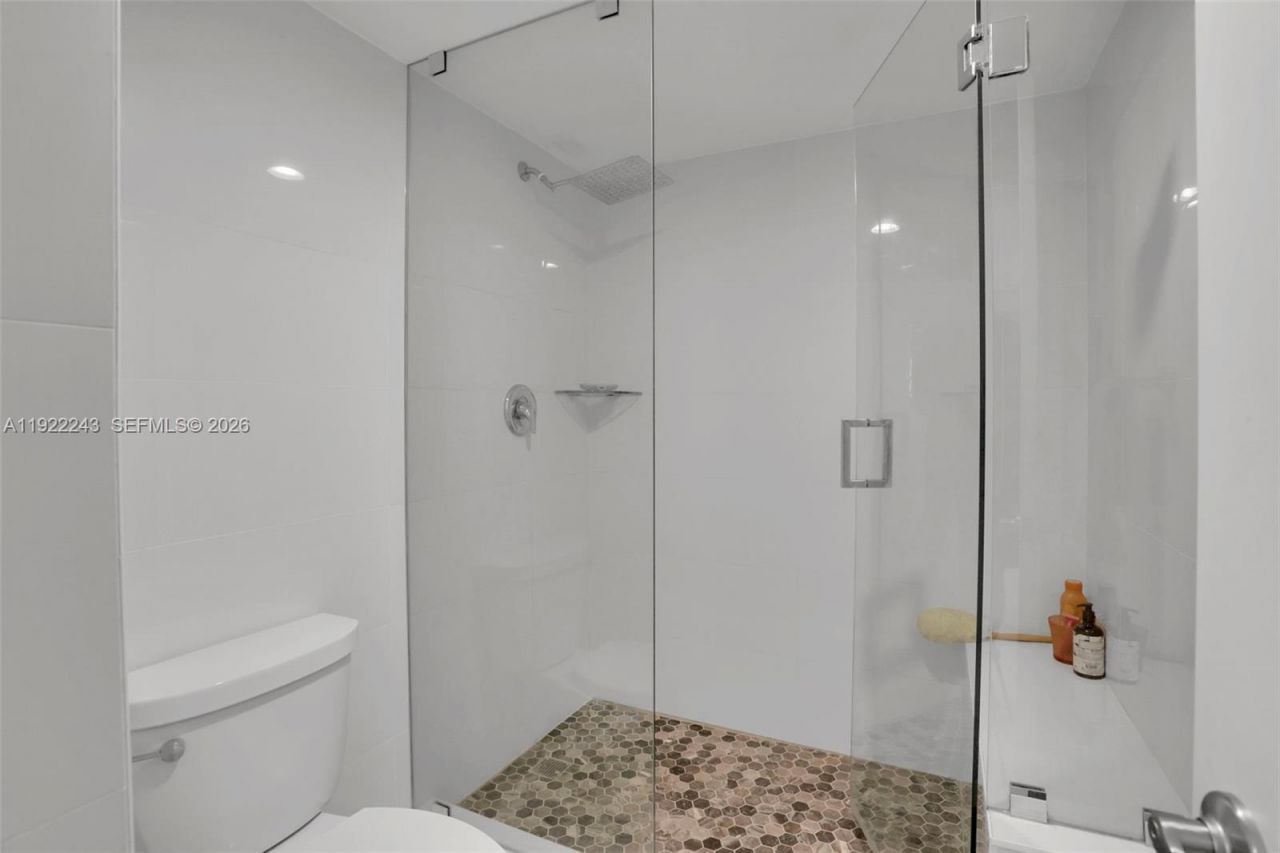 1149 Hillsboro Mile, Unit 1011, Hillsboro Beach, FL 33062 Photo