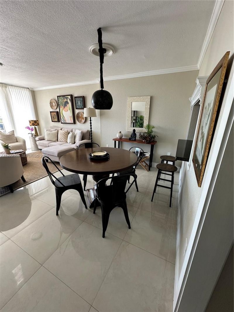 1700 NW N River Dr, Unit 907, Miami, FL 33125 Photo