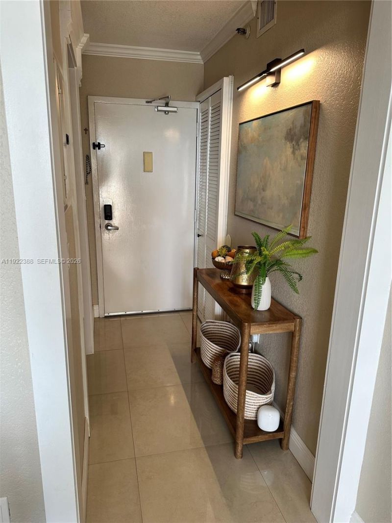 1700 NW N River Dr, Unit 907, Miami, FL 33125 Photo